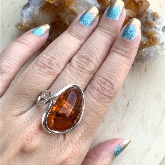 Jewelry - Beautiful Honey BALTIC AMBER  Ring